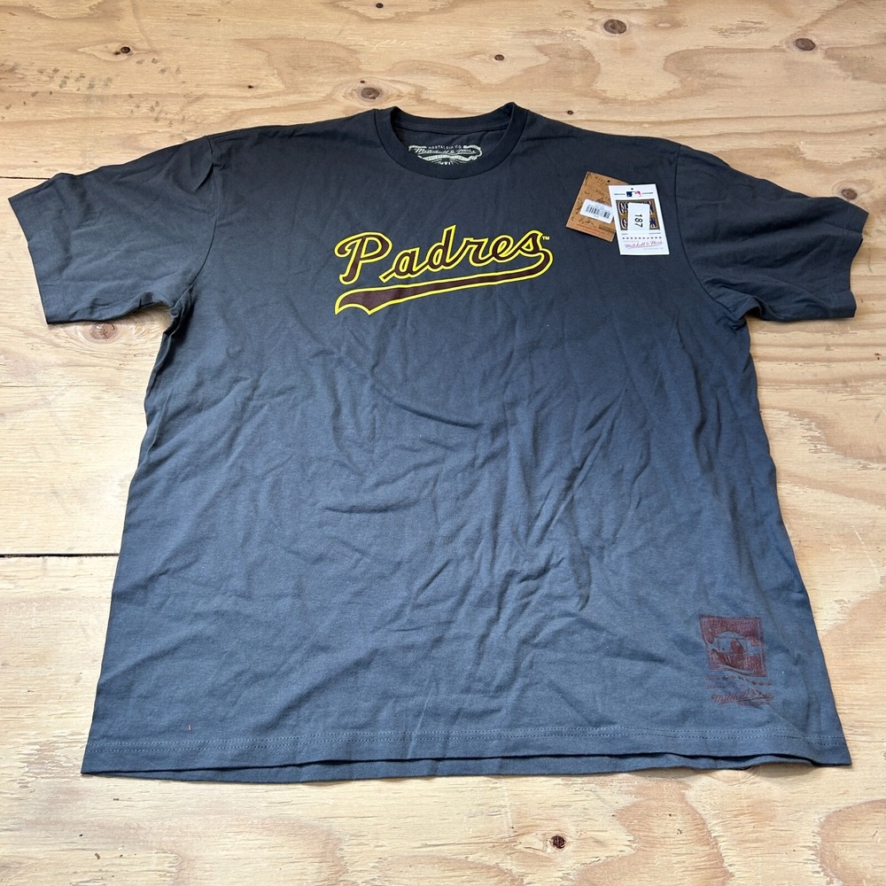 Mitchell & Ness Men's 2XL XXL MLB San Diego Padres Cooperstown Collection Shirt